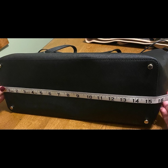 Kate Spade Laurel Way Ari Black Tote - Picture 8 of 8